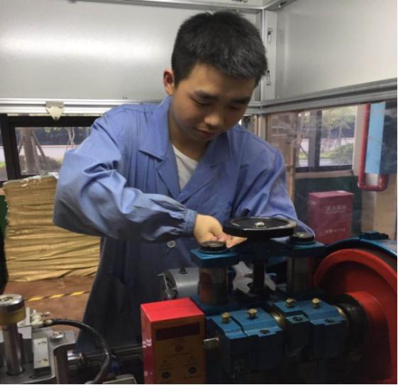 【勞動(dòng)者之歌】威勝電氣黎長(zhǎng)春:年輕好學(xué)的生產(chǎn)能手！